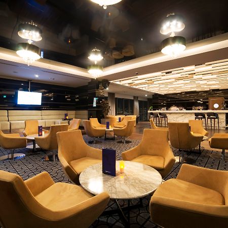 Radisson Blu Hotel, Kayseri Kültér fotó The lounge at KLIA