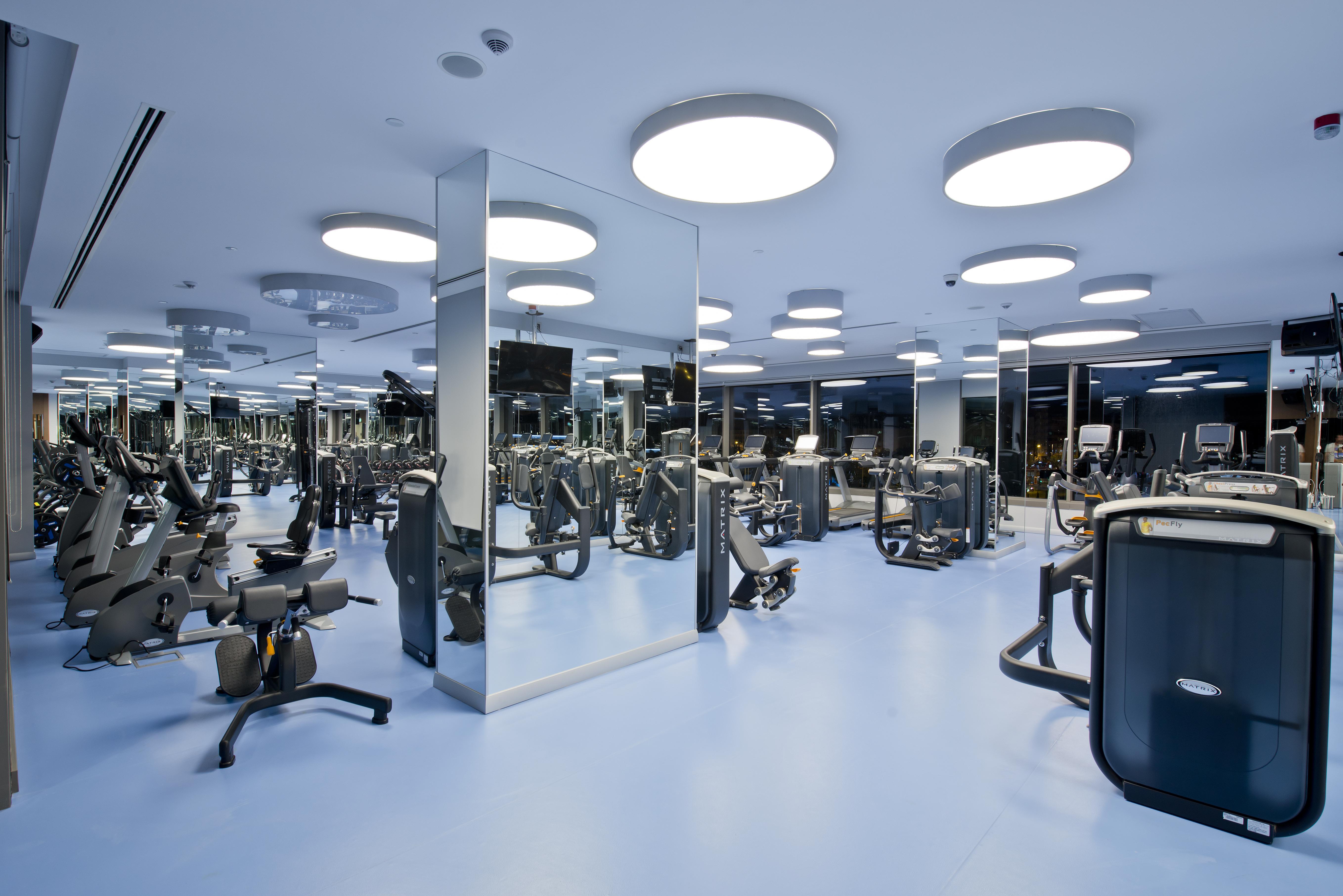 Radisson Blu Hotel, Kayseri Kültér fotó The gym at The Standard East Village
